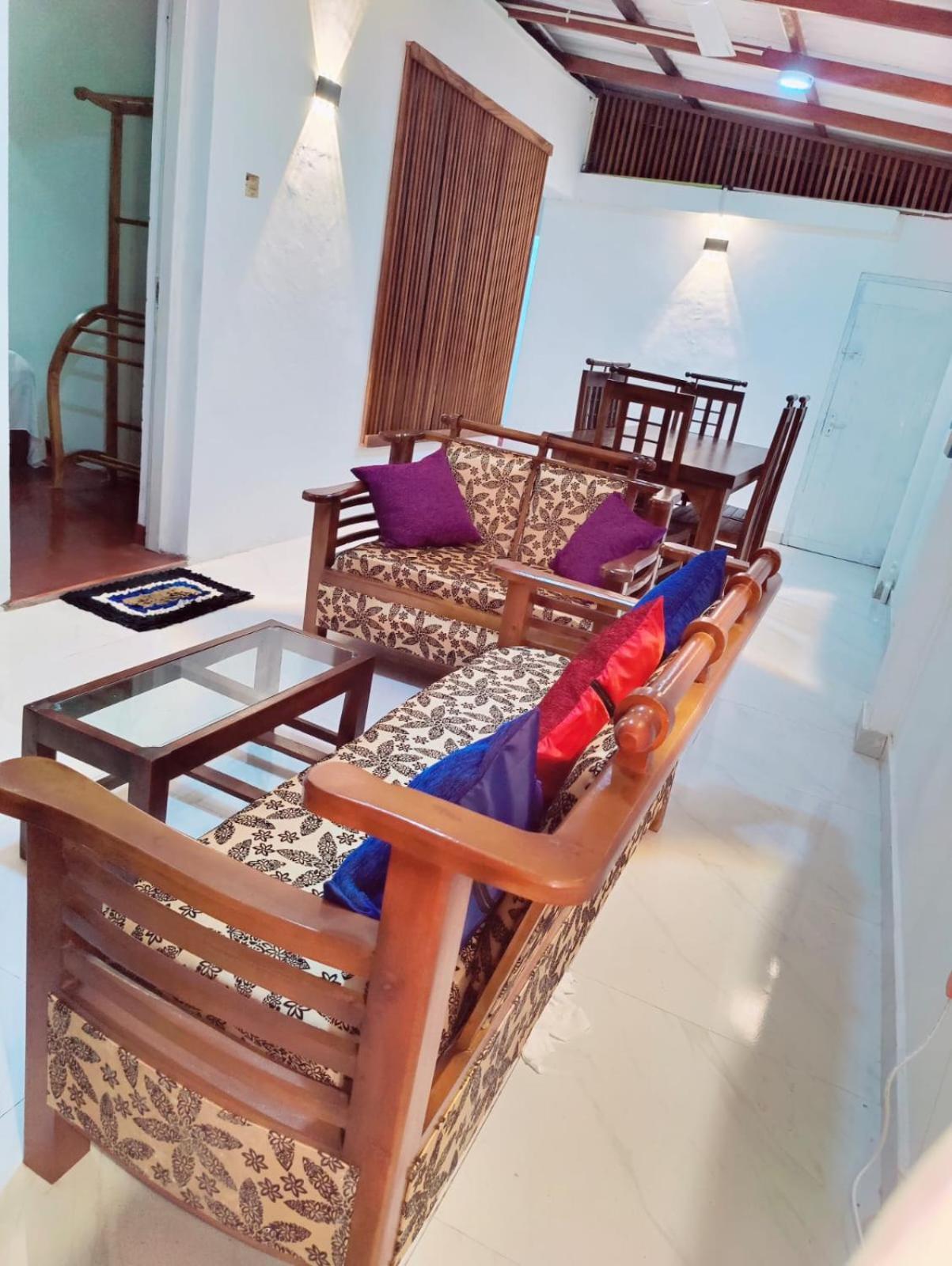 Araliya Uyana Residencies Colombo - Entire House With Two Bedrooms Exterior photo