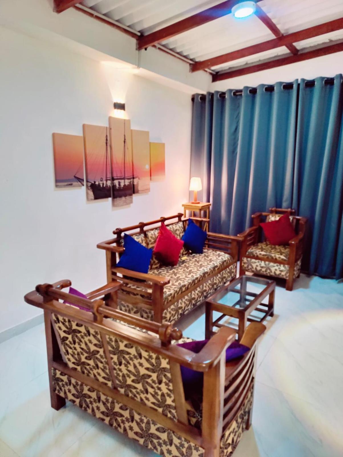 Araliya Uyana Residencies Colombo - Entire House With Two Bedrooms Exterior photo